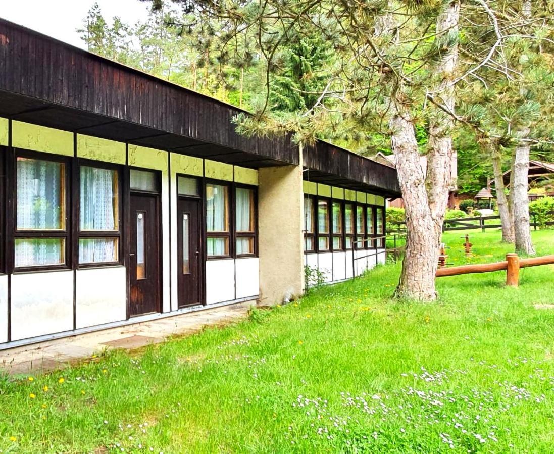 Rekreacni Areal Prihrazy Hotel Zdar  Bagian luar foto